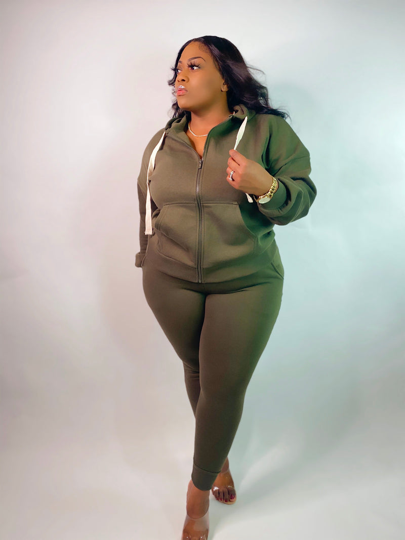 “SWEATING ME” Jogger Set
