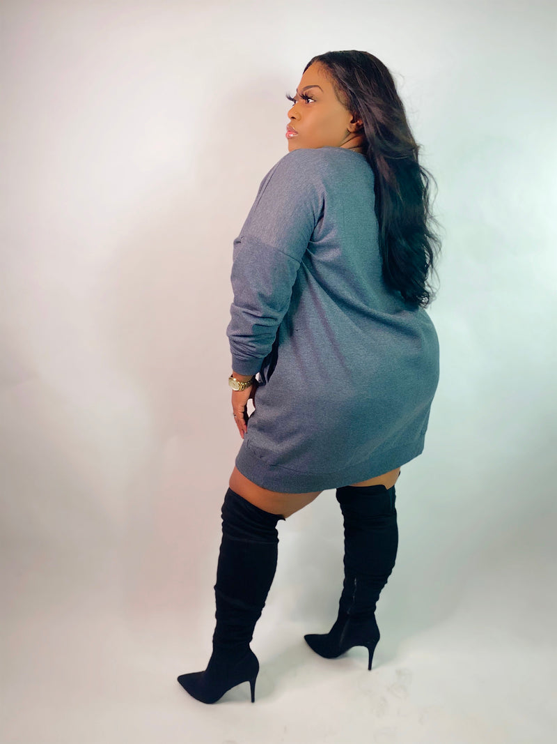 “SNUGGLE UP” OVERSIZED SWEATSHIRT DRESS